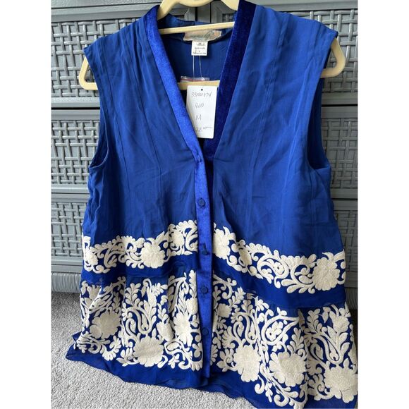 NWT Mynahs Reynu Taandon Royal Blue Tiered Embroidered Sleeveless top, $228 Medi - Picture 1 of 9